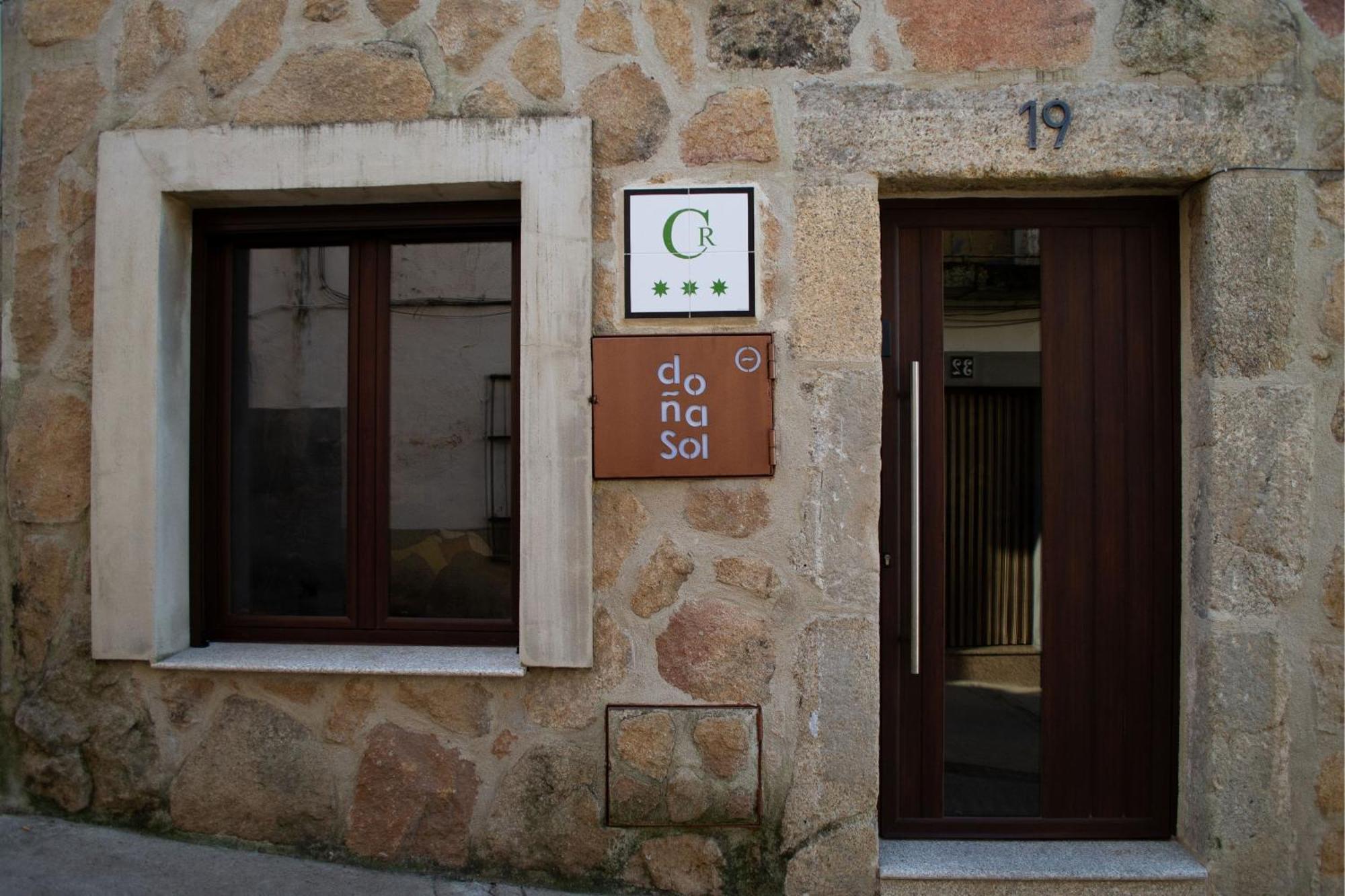Casa Rural Dona Sol Montánchez 外观 照片